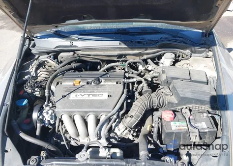 2006 Honda Accord 2.4 Lx z USA, uszkodzony, nr VIN 1HGCM56496A055110